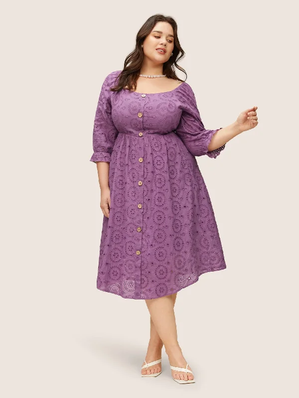Act Fast v-neck dressBroderie Anglaise Gathered Square Neck Button Detail Dress